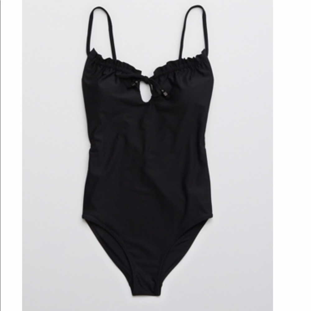 NWT AERIE RUFFLE KEYHOLE ONE PIECE SWIMSUIT